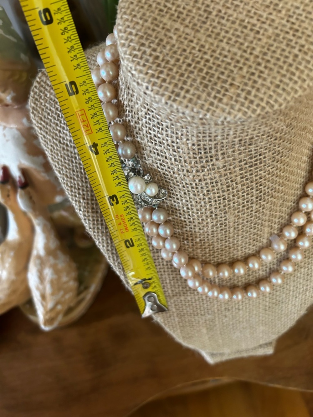 Classic Double-Strand Peach Pearl Necklace Vintage - Picture 5 of 7